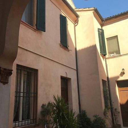 Elena Apartment Ferrara Ngoại thất bức ảnh